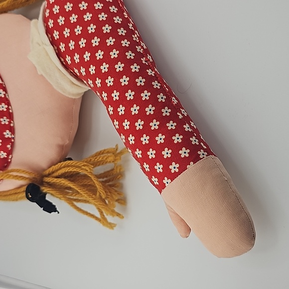 Vintage Stuffed Raggedy Ann Rag Doll Hanger - Picture 11 of 13